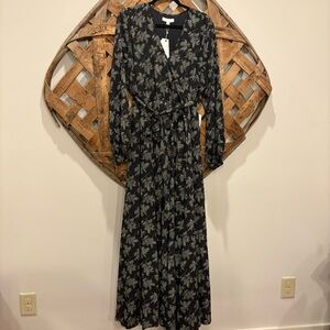 Ivy City Holly Berry Maxi Dress Size 3X New With Tag